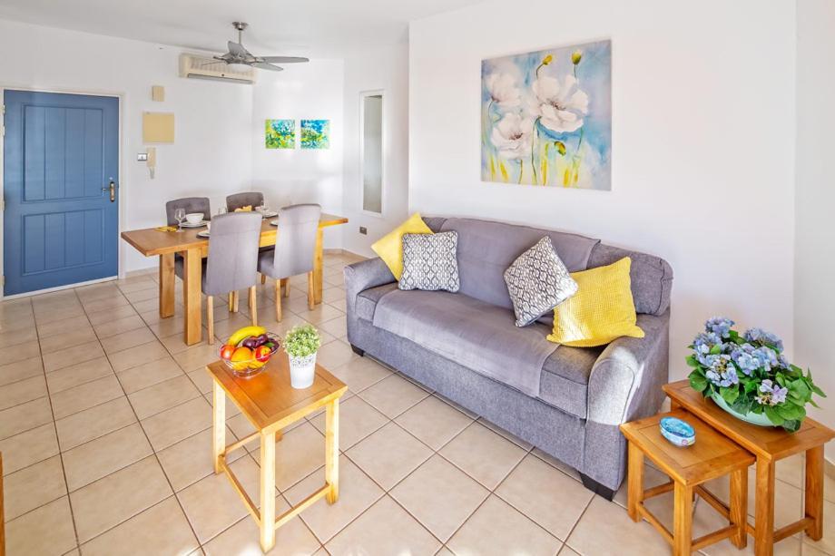 207 Kings Palace Seaview Paphos Esterno foto
